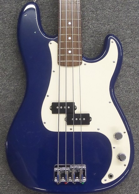 Squier Affinity P Bass Blue