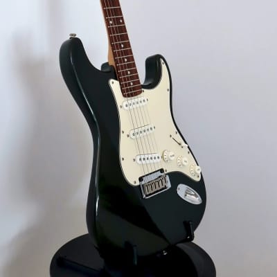 Squier Standard Stratocaster 2001 - 2018
