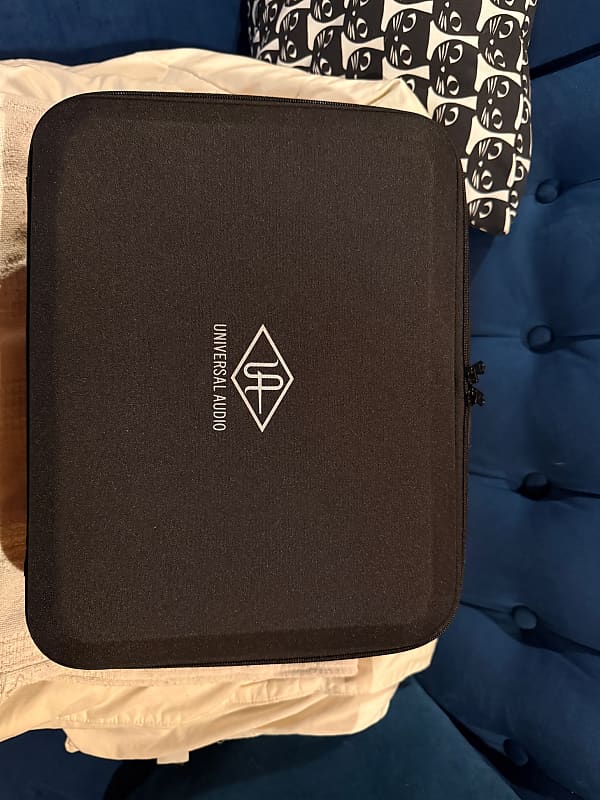Universal Audio Sphere DLX Large Diaphragm Modeling Universal Audio Sphere DLX Large Diaphragm Modeling