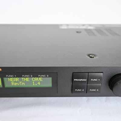 Roland SRV-330 Dimensional Space Reverb | Reverb Canada Roland SRV-330 Dimensional Space Reverb | Reverb Canada