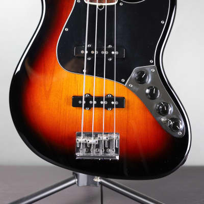 Fender American Deluxe Jazz Bass with Rosewood Fretboard 2012 - 3-Color Sunburst image 5