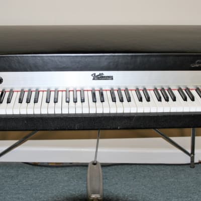 Fender Rhodes Mark I Suitcase 73 Electric Piano | Reverb