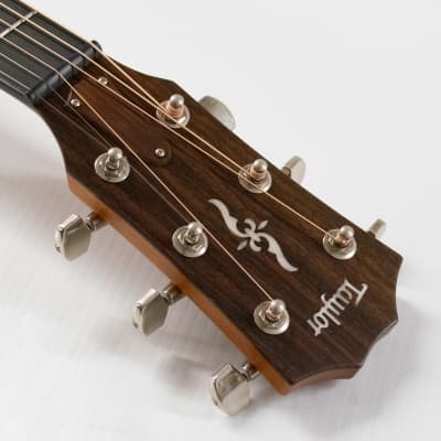 Taylor 412ce-R V-Class Acoustic-electric Guitar - Natural image 8