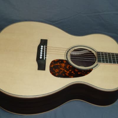 Larrivee  Legacy Series OM-40R Acoustic Guitar 2022 Natural image 1