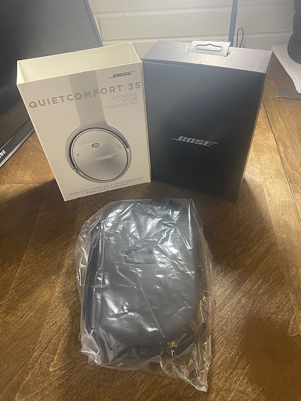 •OPEN BOX• Bose QuietComfort 35 Wireless Bluetooth Noise Cancelling  Headphones— RARE Luxe Silver!