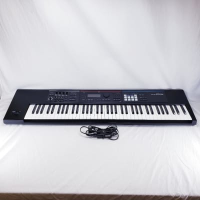 Roland JUNO-DS76 76-Key Synthesizer