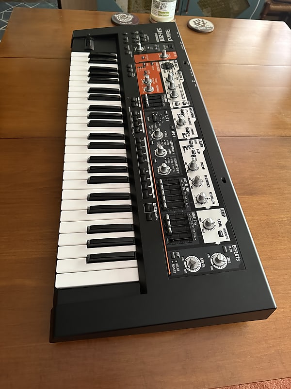 Roland SH-201 49-Key Synthesizer | Reverb