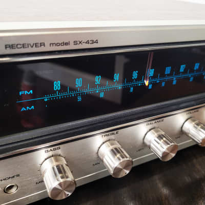 Pioneer SX-434 15-Watt Stereo Solid State Receiver image 2