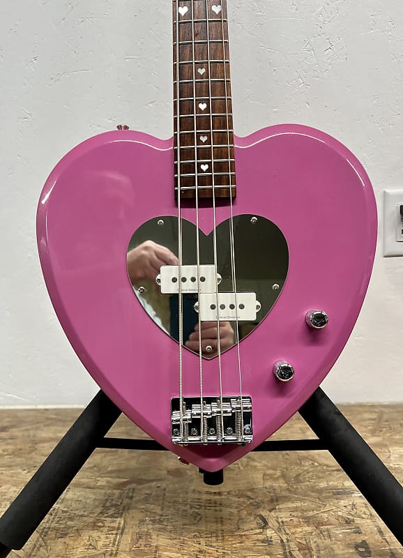 デイジーロック　ハートブレイカー Daisy Rock ハートブレイカーベース レッド デイジーロック