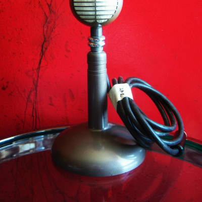 Vintage 1940's RCA MI-12010 dynamic microphone High Z w original cable & RCA stand WORKING image 2