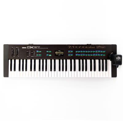 Yamaha DX27 – 61-Key Digital FM Synthesizer with Power Supply