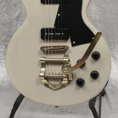 10/13まで 最終 Epiphone Les Paul Bigsby 10/13まで 最終 Epiphone Les Paul Bigsby ギター