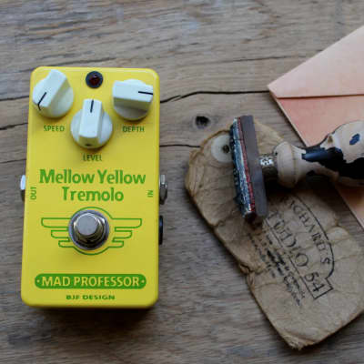 MAD PROFESSOR "Mellow Yellow Tremolo" image 1
