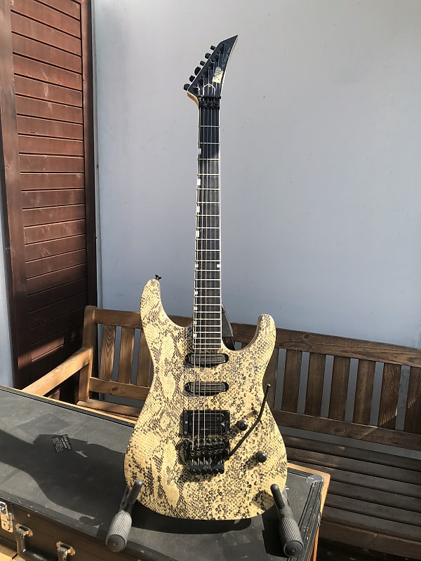 ESP Mirage deluxe - Made in Japan - 1988 original vintage - ultra rare  snake skin finish