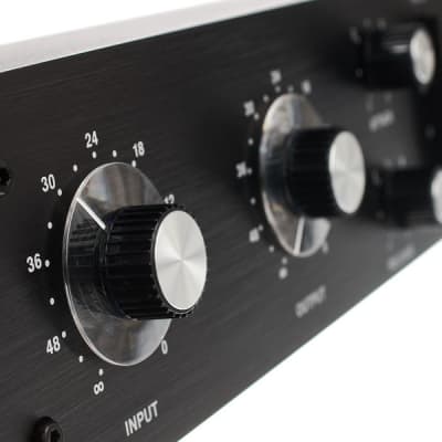 Klark Teknik  76-KT Limiting Amplifier image 5