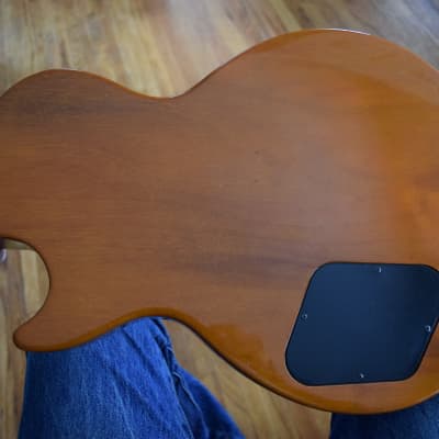 Gibson Les Paul Deluxe Plus Bass ,  LPB-2 ,  Hard case , Figured maple top, Great specimen image 2