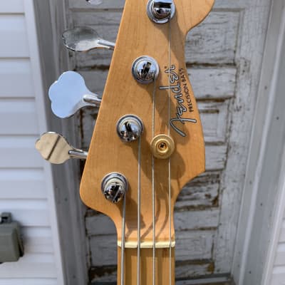 Fender Precision Bass - Roger Waters Signature Neck 2010, Standard P Bass Body 1990 Bronco Red image 3
