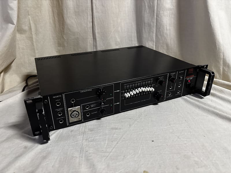 Roland SVC-350 Vocoder Plus Rackmount Vocoder | Reverb