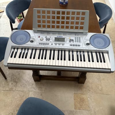 Yamaha PSR-275 61-Key Digital Piano Keyboard Starter Pack w/ Padded Carry Bag, Manual & Power Supply