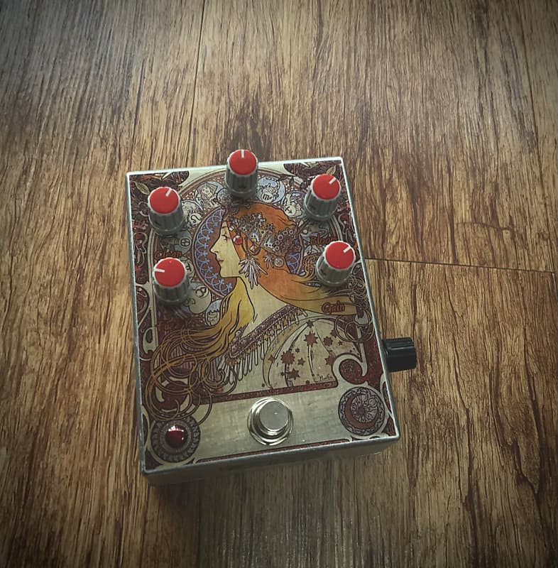 Fuzzhugger Algal Bloom
