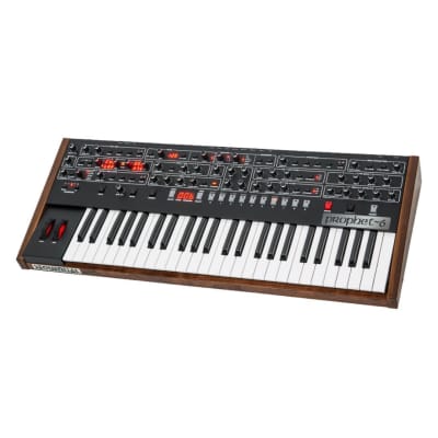 Sequential Prophet-6 Six-Voice Analog Synthesizer with Discrete Voltage-Controlled Oscillators Per Voice and Dual Effects Section image 4