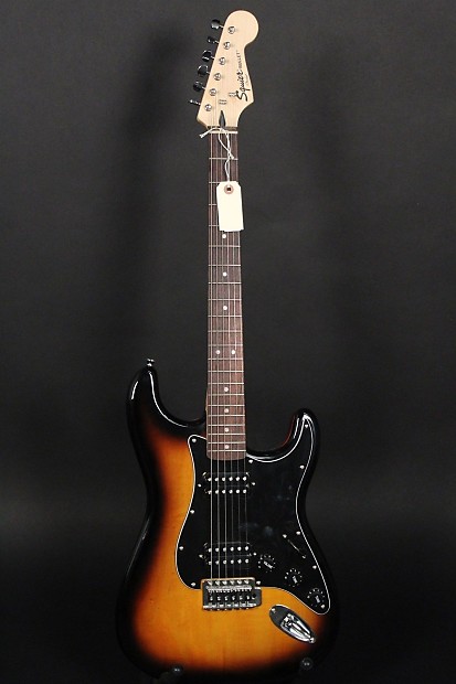 Squier Bullet HH Stratocaster 2000 s Sunburst