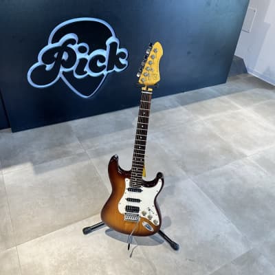 VGS Road Cruiser chitarra elettrica tipo stratocaster sunburst for sale