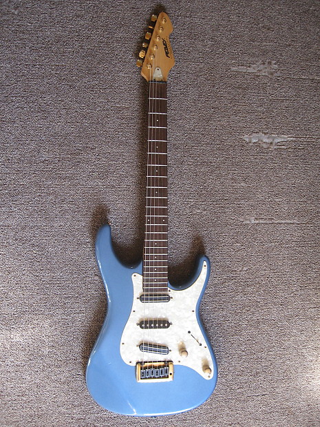 Peavey axcelerator guitar hotsell