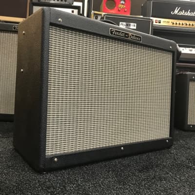 Fender Hot Rod Deluxe 3-Channel 40-Watt 1x12