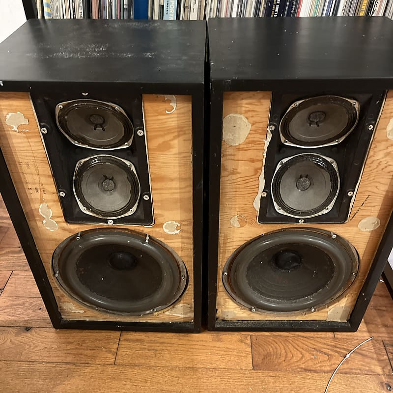 ar2 speakers