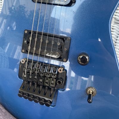 Charvel シャーベル SDK-070-SH ジャンク Charvel SDK-070-SH 1989-1991 Blue | Reverb