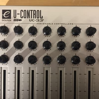 Evolution U-Control UC-33 Midi Controller + Overlays | Reverb