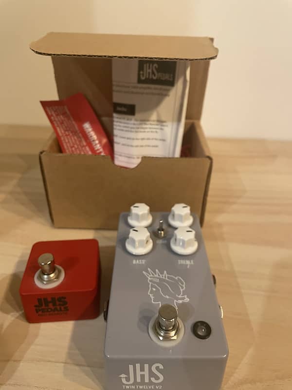 JHS Twin Twelve V2