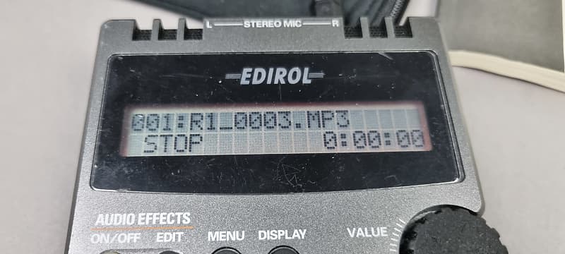 Edirol by Roland R-1 24bit Wave/MP3 Recorder | Reverb