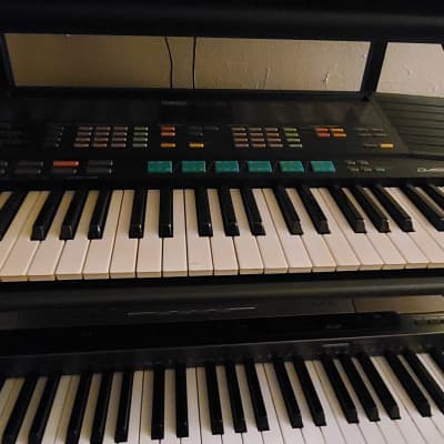 Yamaha  PSR 48  Arranger Keyboard Mid 80s - Black