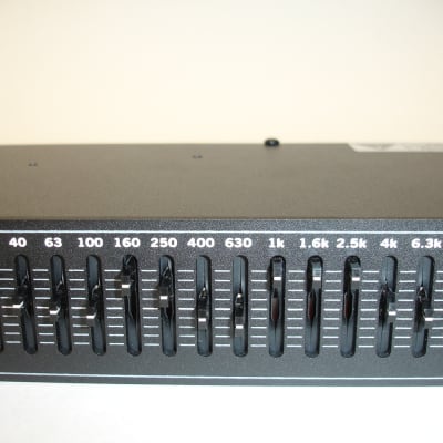 Rane ME15S 2-Channel 2/3 Octave microGRAPHIC Equalizer image 3