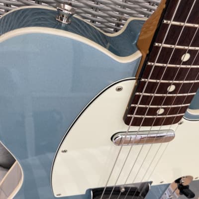 Fender Telecaster MIJ 2016 Ice Blue Metallic image 4