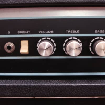 Acoustic 136 bass amp image 3