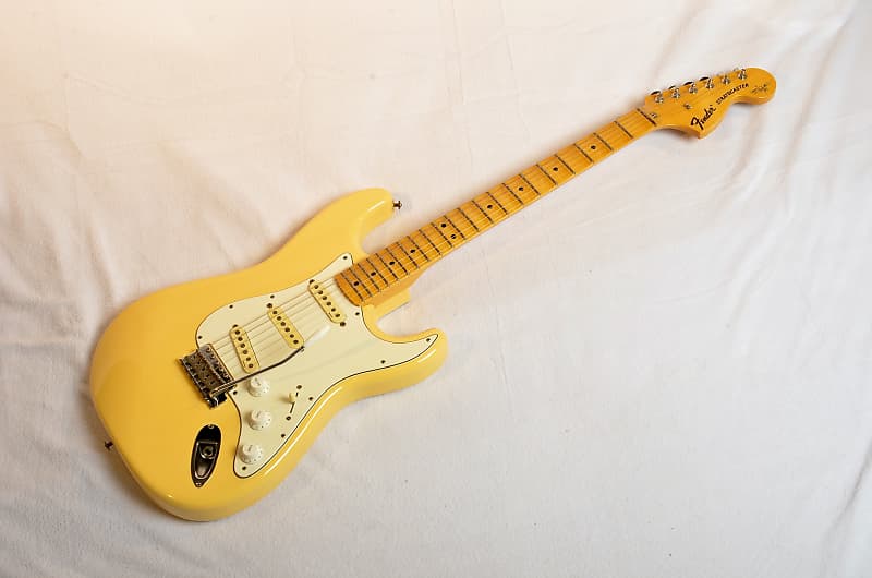 Fender ST-72 YM Yngwie Malmsteen Signature Stratocaster MIJ 1994 - 1999 - Vintage White image 1