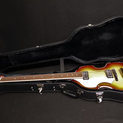 Hofner HCT-500/1L SB Left Handed Contemporary Beatle Bass Hard To Find Brown Sunburst & Hofner CASE image 2