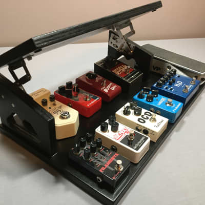 2 tier store pedalboard