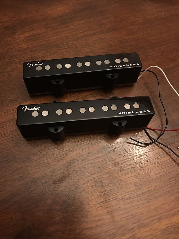 Fender 5 String Gen 4 Noiseless Jazz Bass Pickups (2)