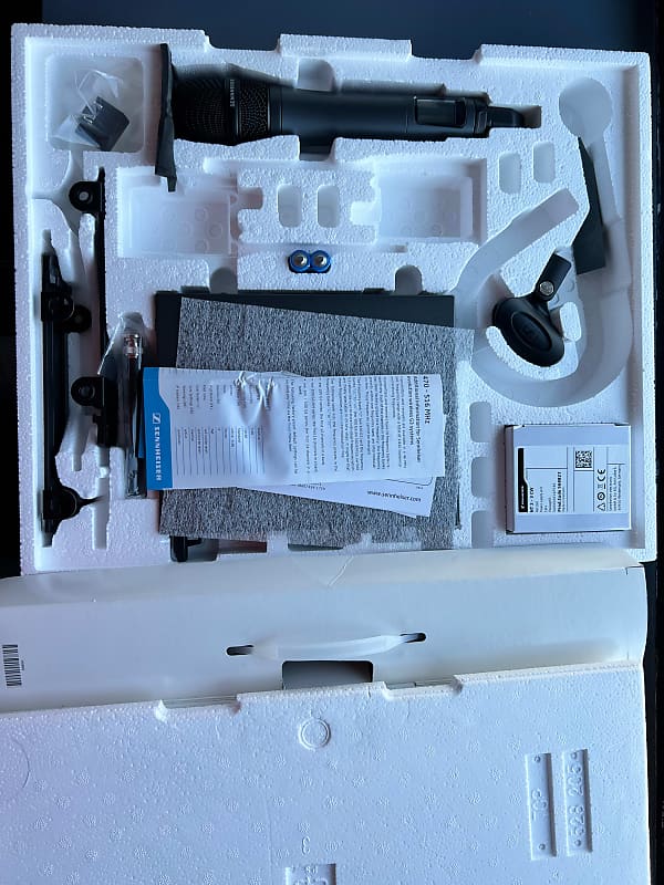 Sennheiser EW 135 G3 Wireless Handheld Microphone System A1 Reverb