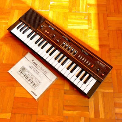 Casio Casiotone MT-52 (Japan, 1985) with Super Drums section! Keyboard, synthesizer, ryhthm machine, etc.! Rare!