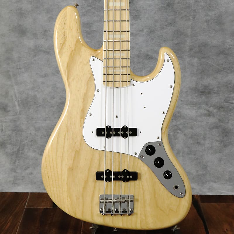 Fender Japan Exclusive Classic 70s Jazz Bass M Natural (04/27