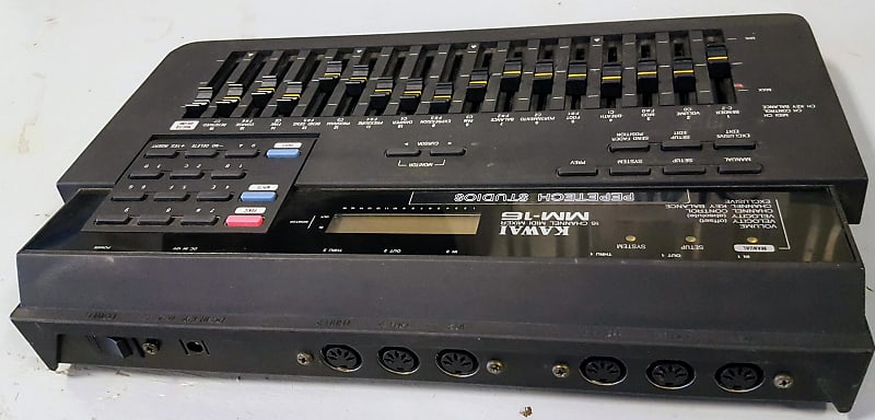 Kawai MM-16 (16 channel MIDI Mixer and Programmer circa 1990 )Matte Black  W/OEM PS & Manual