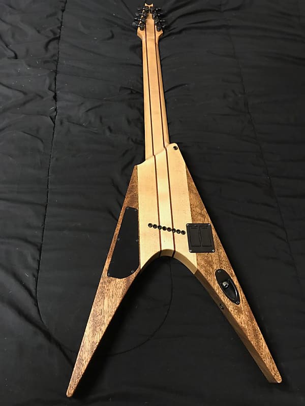 KxK V Multi-scale 8 String FF8 Fanned Fret Flying V - Same