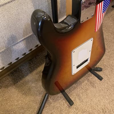 Fender American Standard Stratocaster with Maple Fretboard 1986 - 1993 Brown Sunburst image 12