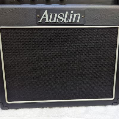 NEW! Austin AU20B-S2 Bass/Keyboard 20 Watt Practice Amp - Warm Vintage Tone! image 3