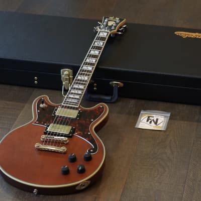 Unplayed! 2020 D’Angelico Brighton Deluxe Series Double-Cut Electric Guitar Walnut + OHSC for sale